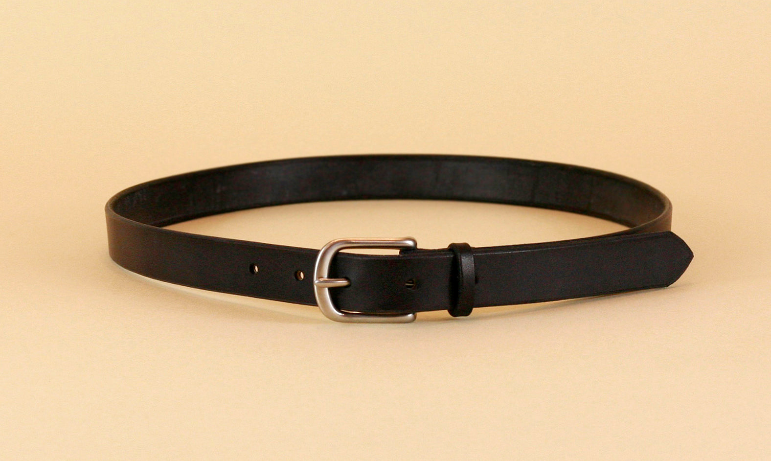 variant-color-black-silver