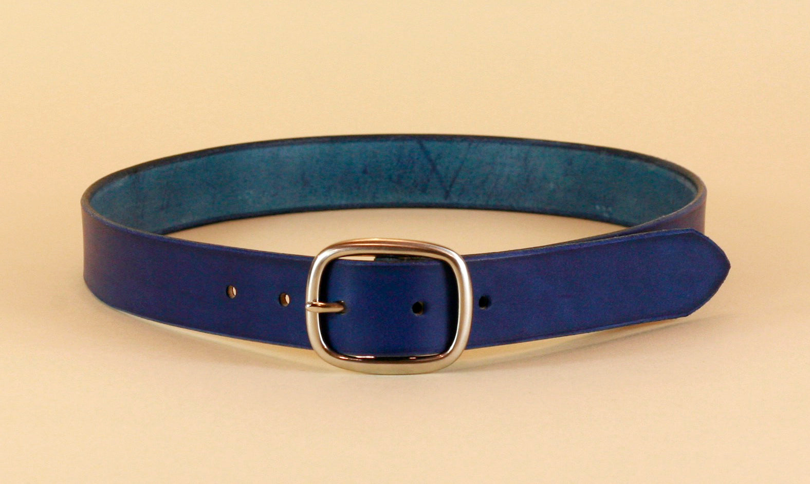 variant-color-blue-silver