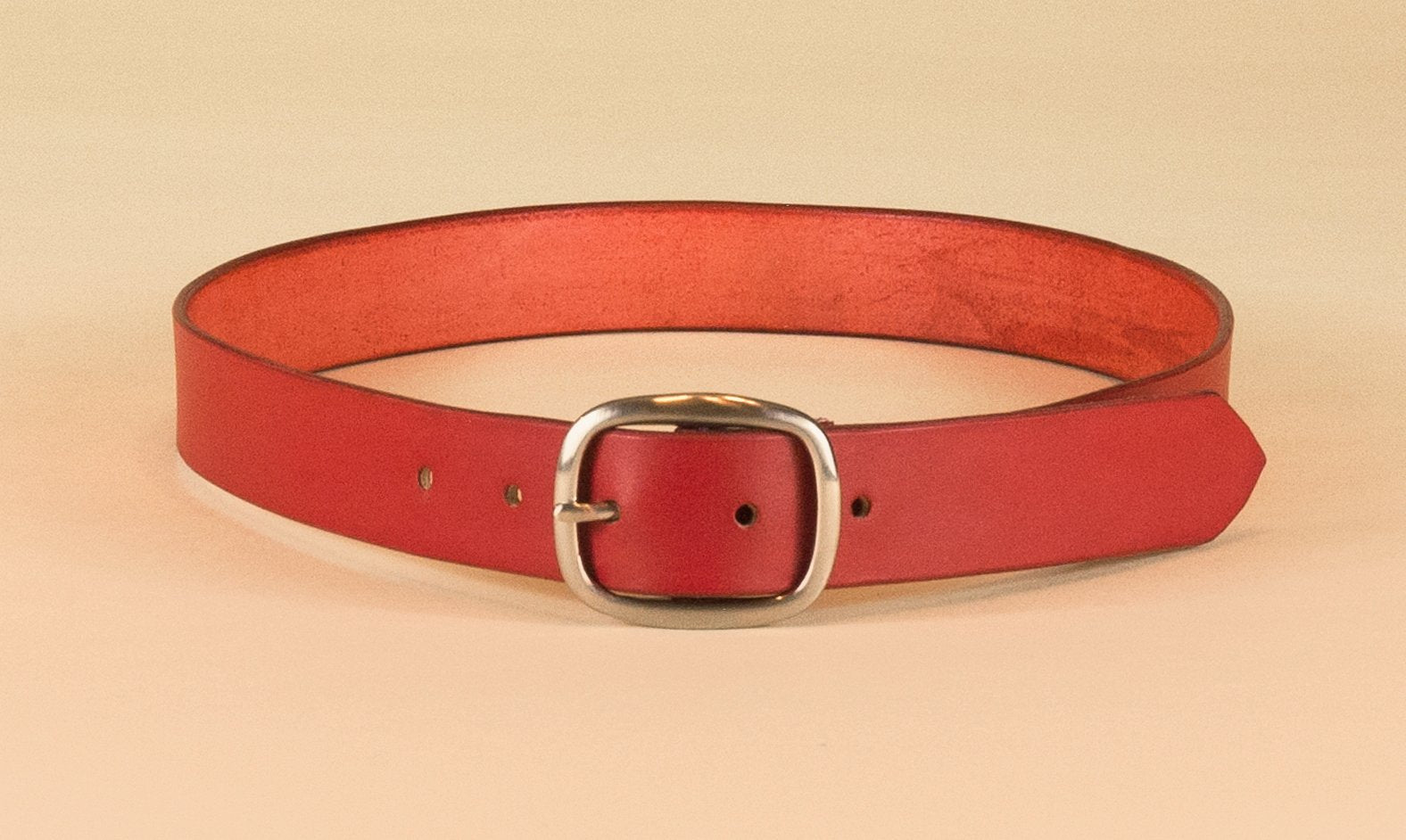 variant-color-red-silver